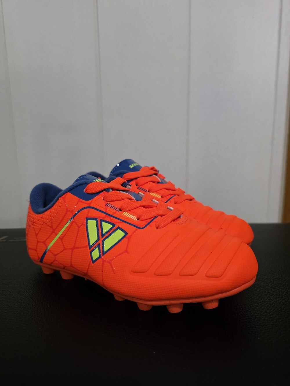 Kids Bright Orange Soccer Cleats Size 12
